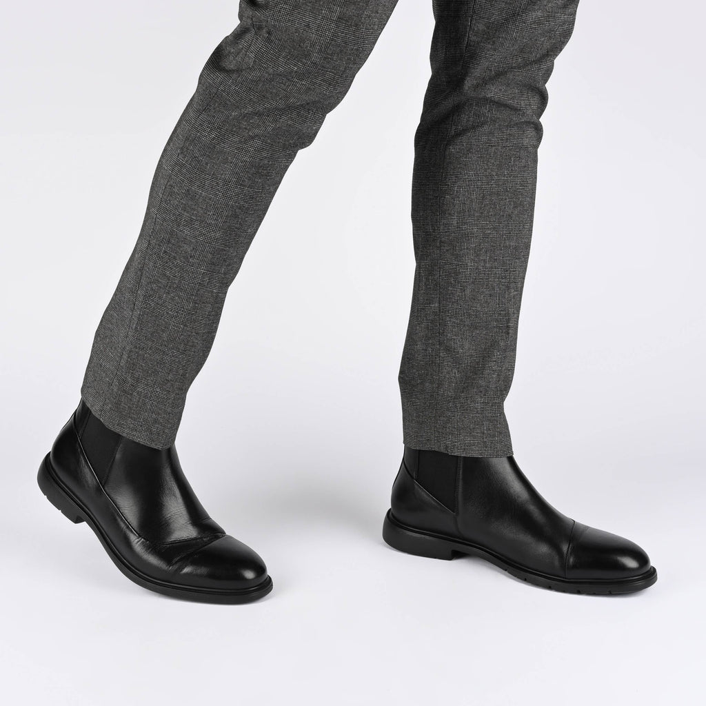 Thomas & Vine Hanford Plain Toe Chelsea Boot